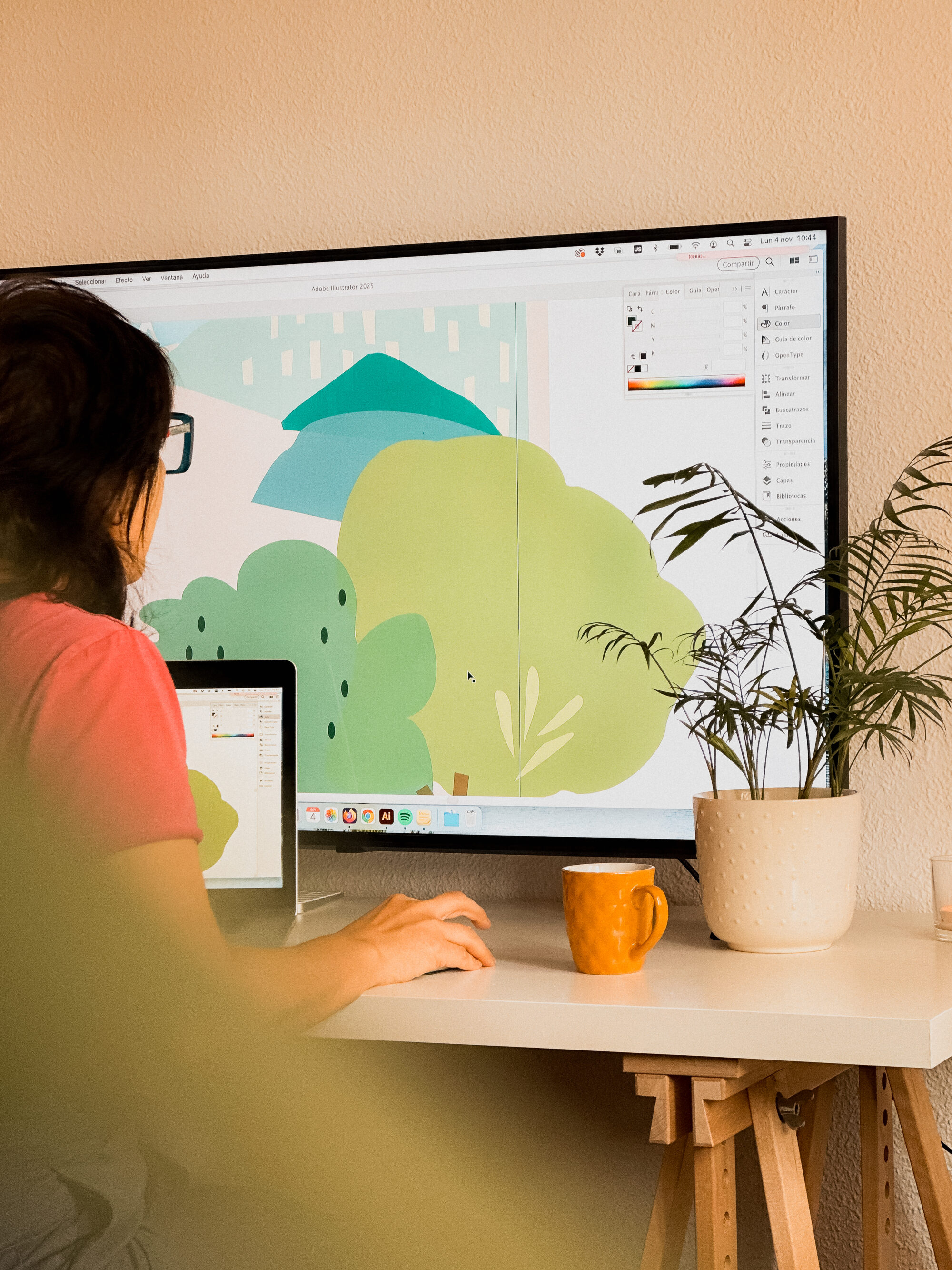 Marina Penerbosa en plena sesión de consultoría