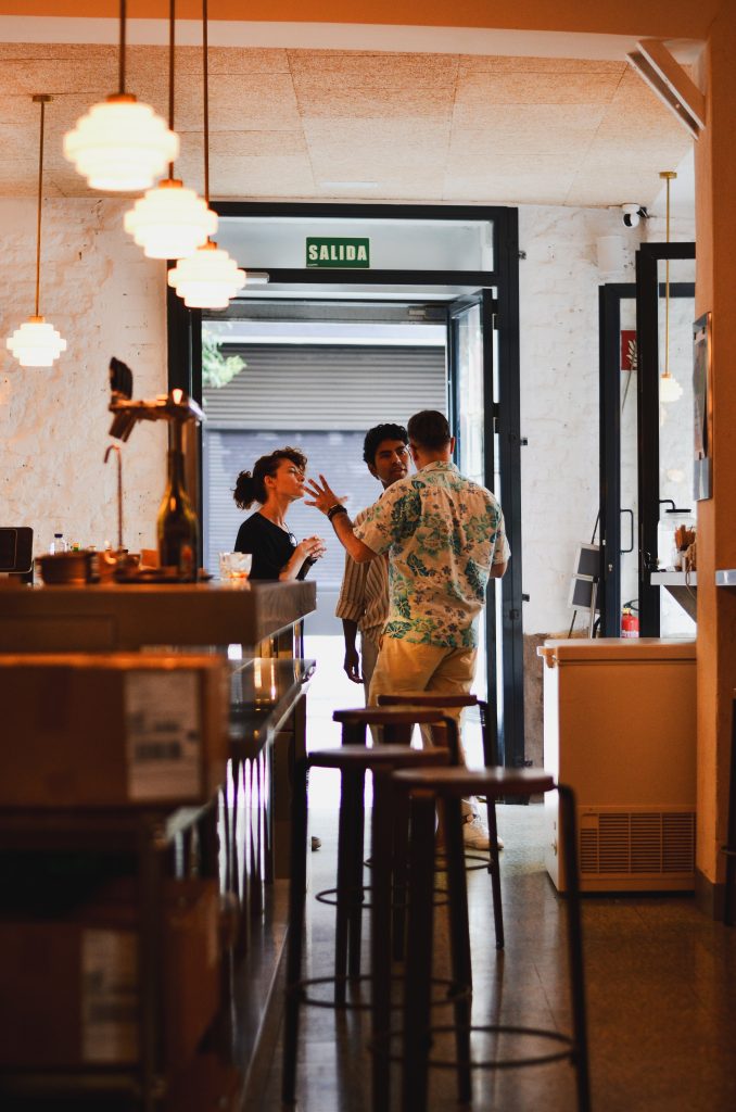 Backstage del rodaje de la serie Emprendedores, proceso de branding audiovisual