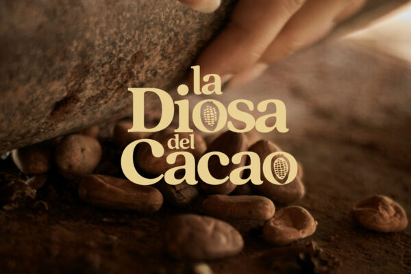 Isologo de La diosa del Cacao